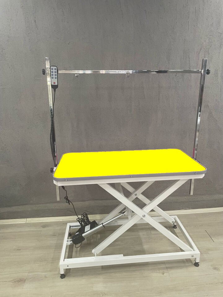 Kumandalı Motorlu Traş Masası Sarı